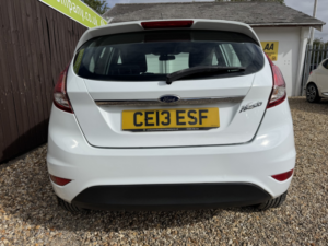 2013 Ford Fiesta 1.3 Zetec in White — image 5