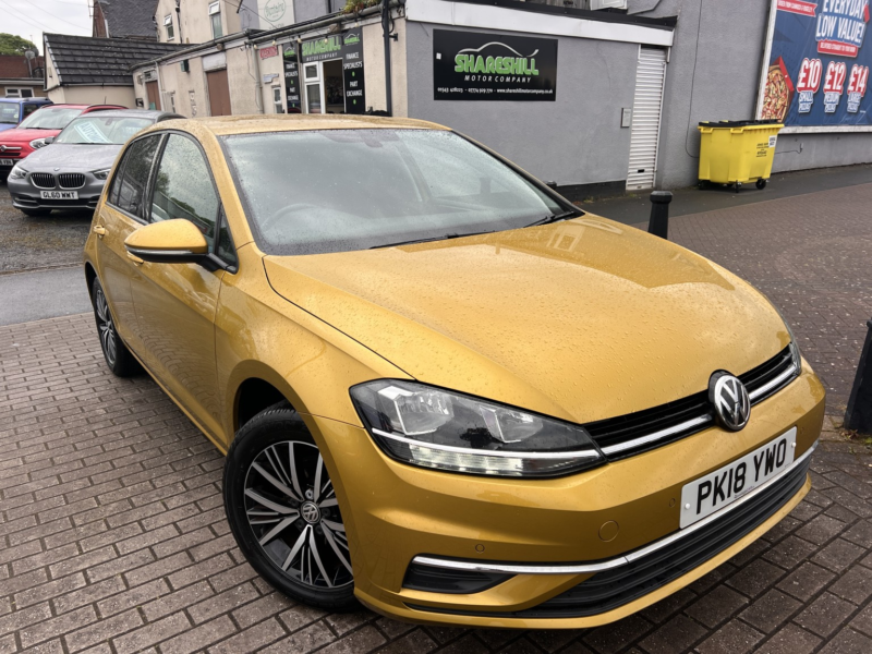 2018 Volkswagen Golf 1.0 Tsi Se in Yellow — image 1
