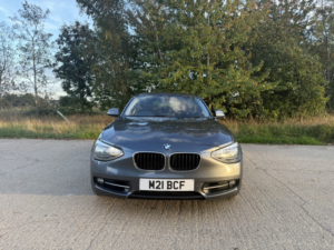 2013 BMW 1 Series 2.0 120d Sport 5-Door in Grey — image 4