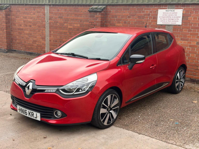 2016 Renault Clio 0.9 Tce Dynamique S Nav Euro 6 (s/s) 5dr in Red — image 1