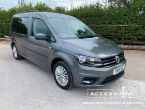 2019 Volkswagen Caddy Maxi 2.0 Tdi C20 Maxi in Grey — image 3