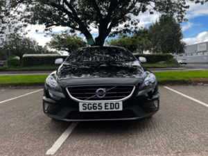 2015 Volvo V40 1.5 V40 R-Design T2 Auto 5dr in Black — image 4