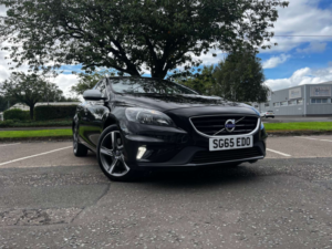 2015 Volvo V40 1.5 V40 R-Design T2 Auto 5dr in Black — image 5