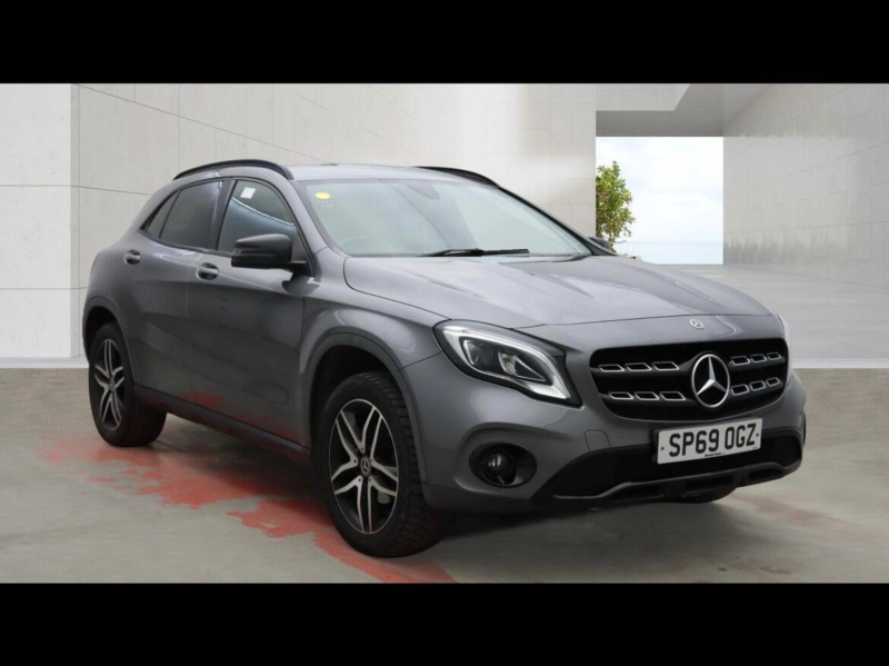 2019 Mercedes-Benz Gla 1.6 Gla180 Urban Edition 7g-Dct Euro 6 (s/s) 5dr in Grey — image 1