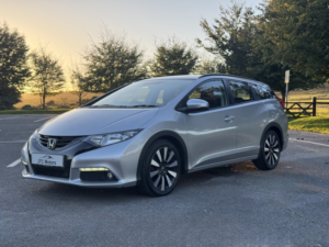 2014 Honda Civic 1.8 I-Vtec Se Plus 5dr Auto, Silver, Petrol + Amazing History in Silver — image 2