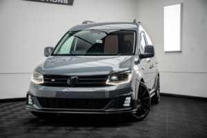 2016 Volkswagen Caddy Caddy 2.0 Tdi Euro 6 Tmg R in Grey — image 5