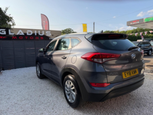 2018 Hyundai Tucson 1.6 Gdi Blue Drive Se Nav Euro 6 (s/s) 5dr in Grey — image 4