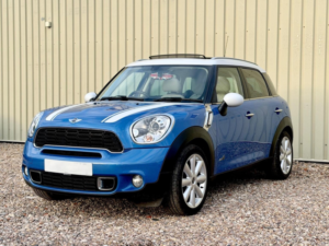 2012 MINI Countryman 2.0 Cooper Sd Auto All4 Euro 5 5dr in Blue — image 3