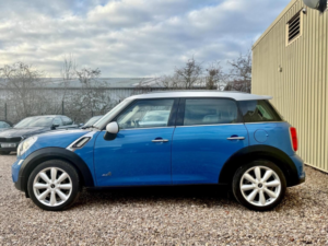 2012 MINI Countryman 2.0 Cooper Sd Auto All4 Euro 5 5dr in Blue — image 6