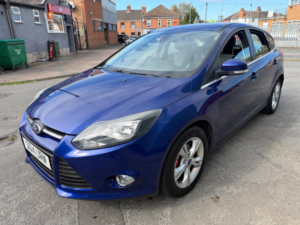 2014 Ford Focus 1.6 Tdci Zetec Euro 5 (s/s) 5dr in Blue — image 2