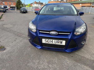 2014 Ford Focus 1.6 Tdci Zetec Euro 5 (s/s) 5dr in Blue — image 4