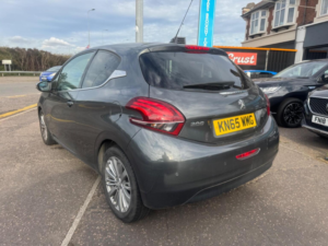 2015 Peugeot 208 1.2 Puretech Allure Euro 6 3dr in Grey — image 3