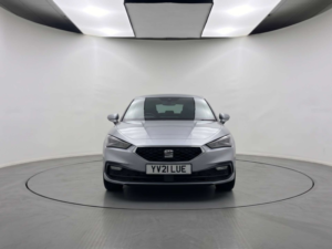 2021 SEAT Leon 1.0 Leon Se Dynamic Tsi Evo 5dr in Silver — image 2