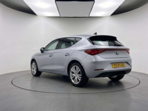2021 SEAT Leon 1.0 Leon Se Dynamic Tsi Evo 5dr in Silver — image 5