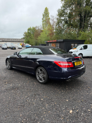 2011 Mercedes-Benz E Class 3.0 E350 Cdi V6 Blueefficiency Sport Cabriolet G-Tronic Euro 5 2dr in Blue — image 3