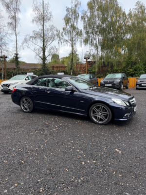 2011 Mercedes-Benz E Class 3.0 E350 Cdi V6 Blueefficiency Sport Cabriolet G-Tronic Euro 5 2dr in Blue — image 5