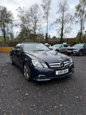 2011 Mercedes-Benz E Class 3.0 E350 Cdi V6 Blueefficiency Sport Cabriolet G-Tronic Euro 5 2dr in Blue — image 6