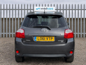 2011 Toyota Auris 1.6 V-Matic Sr Euro 5 5dr in Grey — image 6