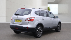 2013 Nissan Qashqai+2 1.5 Dci 360 in Silver — image 3