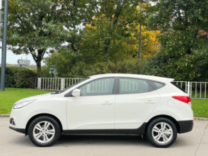 2012 Hyundai Ix35 1.6 Gdi Style Euro 5 5dr in White — image 4