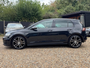 2016 Volkswagen Golf 2.0 Tdi Bluemotion Tech Gtd Euro 6 (s/s) 5dr in Black — image 6