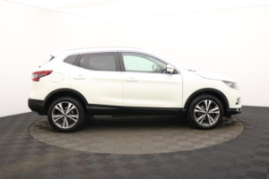 2019 Nissan Qashqai 1.5 Dci N-Connecta SUV 5dr Diesel Manual Euro 6 (s/s) (115 Ps) in White — image 2