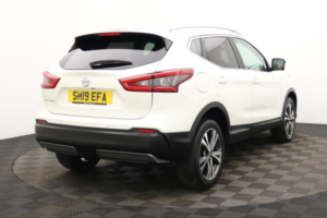 2019 Nissan Qashqai 1.5 Dci N-Connecta SUV 5dr Diesel Manual Euro 6 (s/s) (115 Ps) in White — image 5