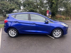2018 Ford Fiesta 1.0 T Ecoboost Zetec in Blue — image 2