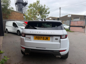 2017 Land Rover Range Rover Evoque 2.0 Td4 Hse Dynamic Lux Auto 4WD Euro 6 (s/s) 5dr in White — image 6