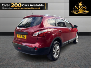 2010 Nissan Qashqai+2 1.6 Acenta in Red — image 6