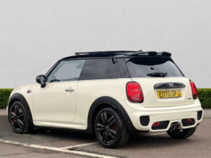 2020 MINI Hatch 2.0 John Cooper Works Hatchback 3dr Petrol Steptronic Euro 6 (s/s) (231 Ps) in White — image 5