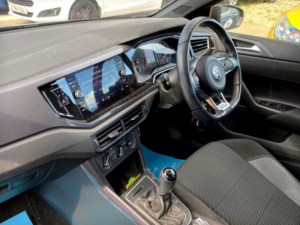 2020 Volkswagen Polo 1.0 Tsi R-Line 5-Door - Fsh - 16inch Alloys, P. Sensors, Apple Carplay - 66k - Deep Black in Black — image 3