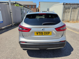 2019 Nissan Qashqai 1.5 Dci Tekna Euro 6 (s/s) 5dr in Silver — image 5