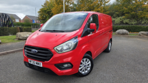 2020 Ford Transit Custom 2.0 300 Ecoblue Limited in Red — image 3