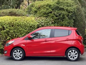 2015 Vauxhall Viva 1.0 I Sl in Red — image 6
