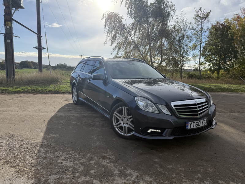 2010 Mercedes-Benz E Class 3.0 E350 Cdi V6 Blueefficiency Sport in Grey — image 1