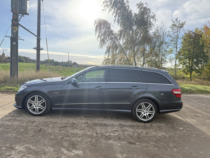 2010 Mercedes-Benz E Class 3.0 E350 Cdi V6 Blueefficiency Sport in Grey — image 2