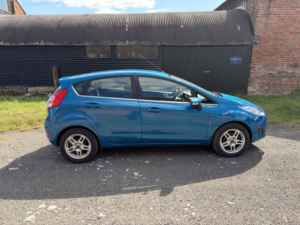 2013 Ford Fiesta 1.0 T Ecoboost Zetec in Blue — image 5