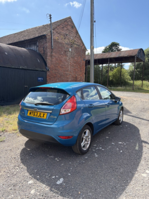 2013 Ford Fiesta 1.0 T Ecoboost Zetec in Blue — image 6