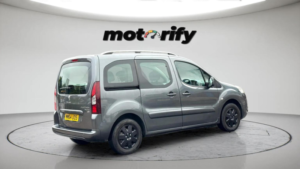 2015 Peugeot Partner Tepee 1.6 Hdi Tepee S Egc (s/s) 5dr in Grey — image 5