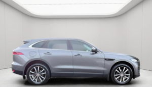 2016 Jaguar F-Pace 2.0 D180 Portfolio Auto AWD Euro 6 (s/s) 5dr in Grey — image 5