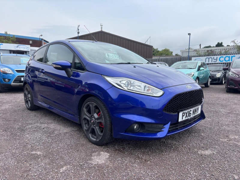 2016 Ford Fiesta 1.6t Ecoboost St-2 Euro 6 3dr in Blue — image 1
