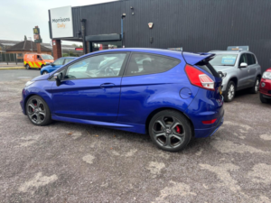 2016 Ford Fiesta 1.6t Ecoboost St-2 Euro 6 3dr in Blue — image 2