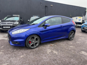 2016 Ford Fiesta 1.6t Ecoboost St-2 Euro 6 3dr in Blue — image 4