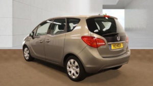 2010 Vauxhall Meriva 1.7 Cdti Exclusiv Auto Euro 5 5dr in Brown — image 3