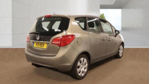 2010 Vauxhall Meriva 1.7 Cdti Exclusiv Auto Euro 5 5dr in Brown — image 4
