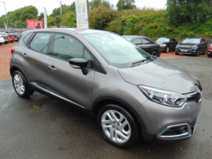 2017 Peugeot 208 1.2 Puretech Allure * Mot June 2027 * 9 Service Services * Finance Available * Free 6 Months Warrant in Grey — image 3