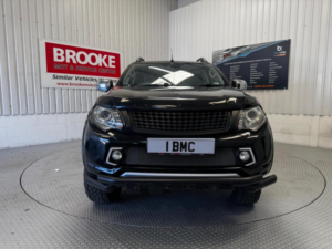 2017 Mitsubishi L200 2.4 Di-D Dc Barbarian 4WD Euro 6 4dr in Black — image 5