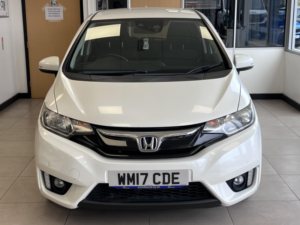 2017 Honda Jazz 1.3 I-Vtec Ex Navi in White — image 2