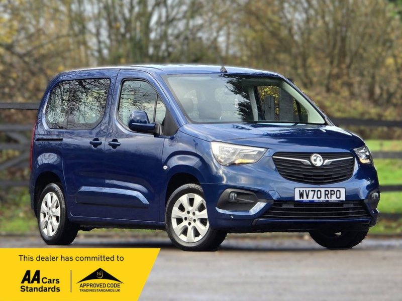 2020 Vauxhall Combo Life 1.5 Turbo D Blueinjection Energy MPV 5dr Diesel Manual Euro 6 (s/s) (130 Ps) in Blue — image 1